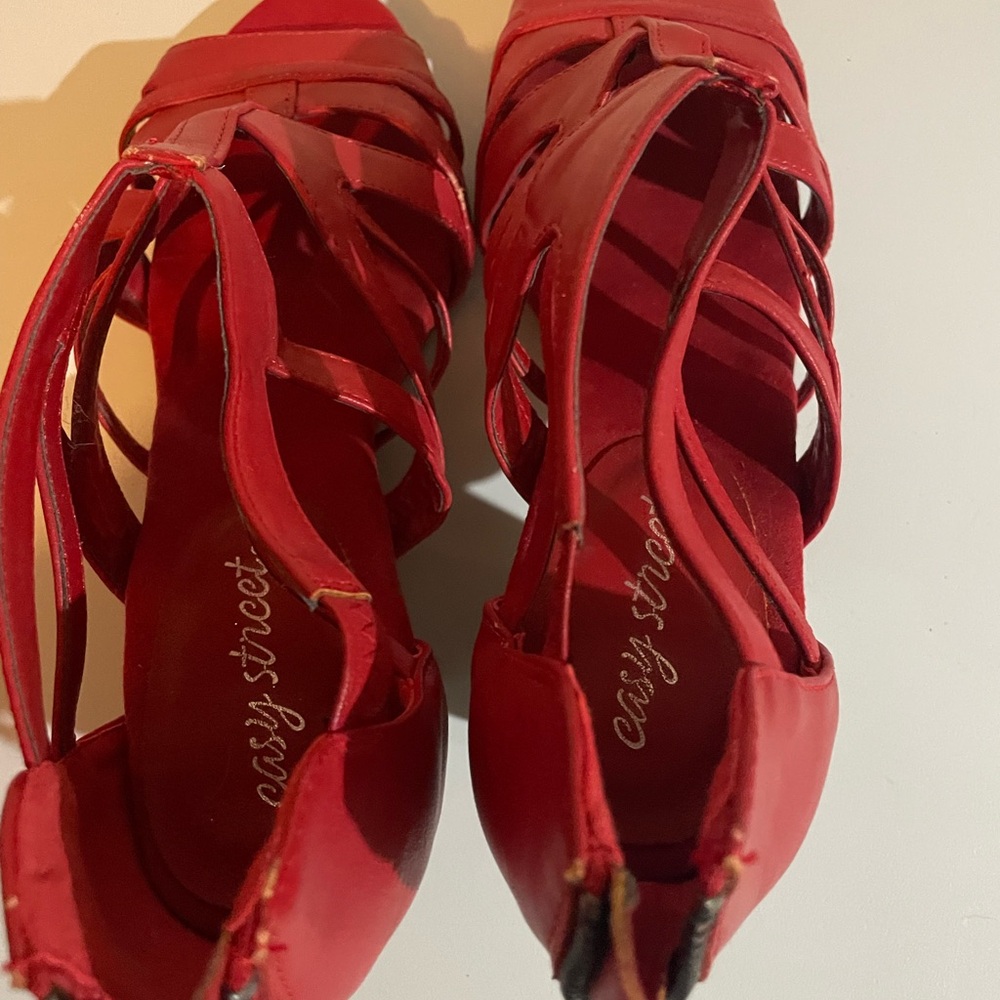 Easy Street Red Chunky Sandals 9WW NWD - Picture 4 of 6